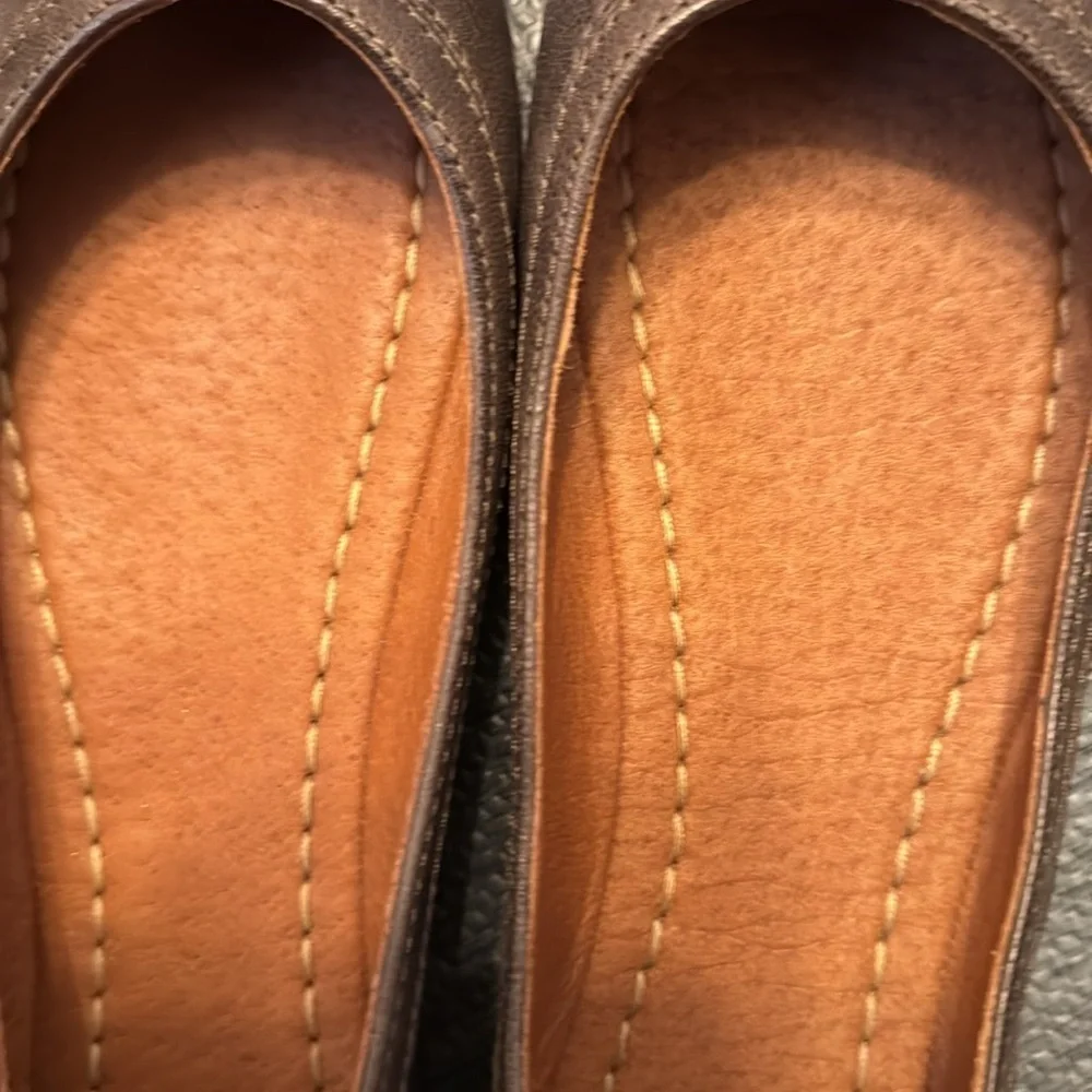 Frye Carson Ballet flat brown size 6.5